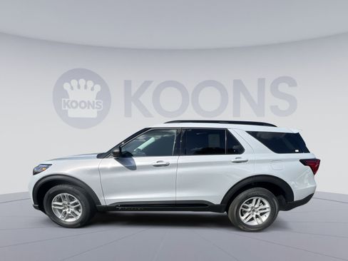 New 2026 Ford Explorer Active AWD/4WD image 7