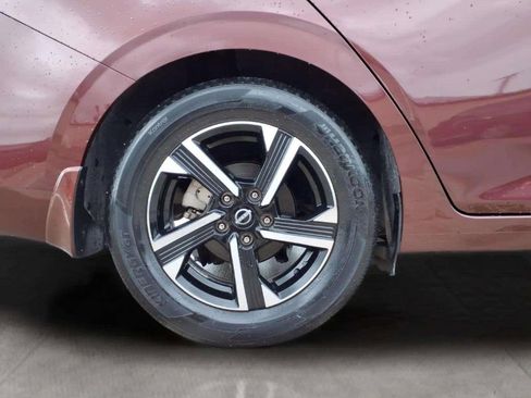 Used 2024 Nissan Sentra SV FWD image 20