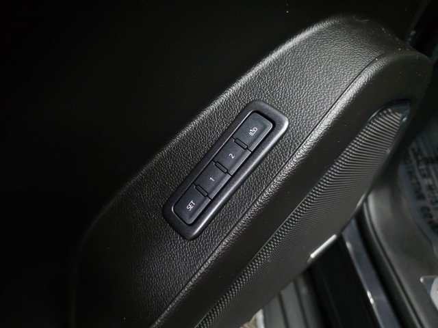 Used 2020 GMC Yukon SLT AWD/4WD image 33