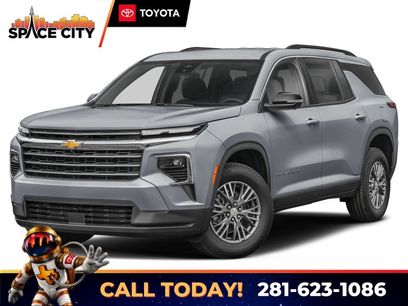 Used 2024 Chevrolet Traverse LT