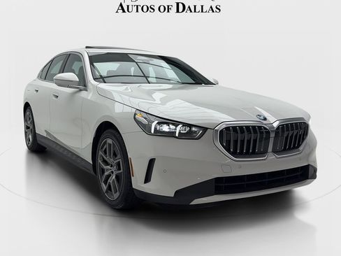 Used 2024 BMW i5 eDrive40i RWD image 2