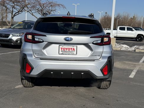 Used 2024 Subaru Crosstrek 2.0i Premium image 7