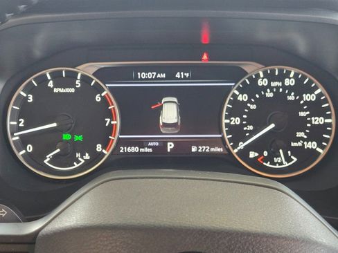 Used 2025 Nissan Rogue SV image 17