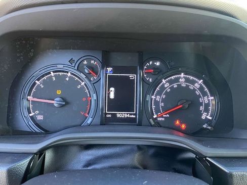 Used 2021 Toyota 4Runner SR5 Premium image 25