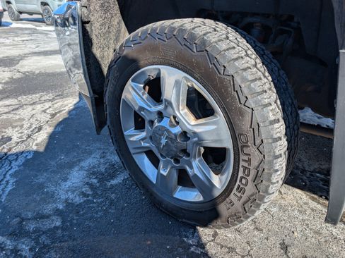 Used 2019 Chevrolet Silverado 2500 LTZ w/ Duramax Plus Package image 12