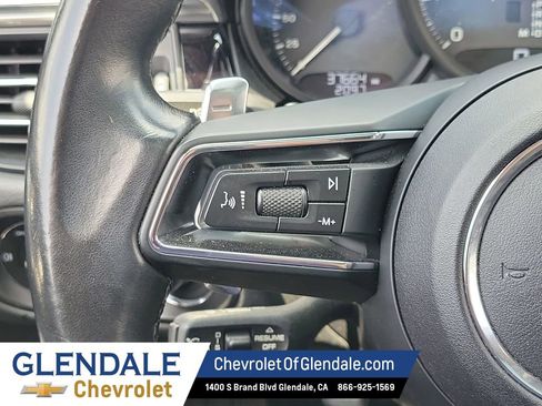 Used 2024 Porsche Macan Turbo AWD/4WD image 33