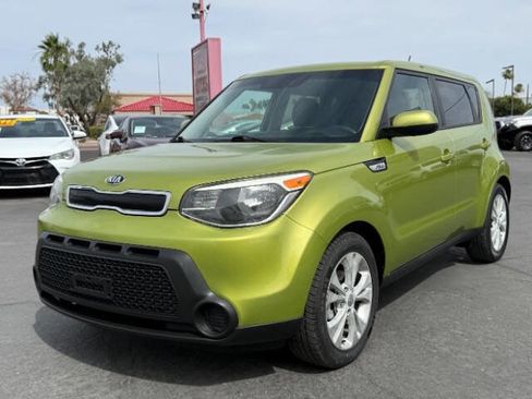 Used 2015 Kia Soul + FWD image 7