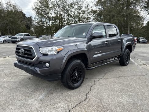 Used 2021 Toyota Tacoma SR5 image 7