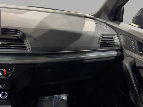 Used 2020 Audi Q5 2.0T Premium w/ Titanium Sport Package image 33