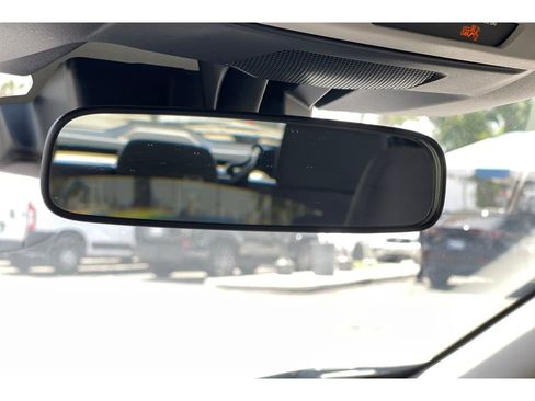 Certified 2025 Subaru Impreza 2.0i image 25