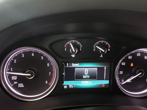 Used 2019 Buick Enclave Essence AWD/4WD image 17