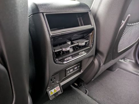 New 2026 Jeep Grand Cherokee Altitude image 27