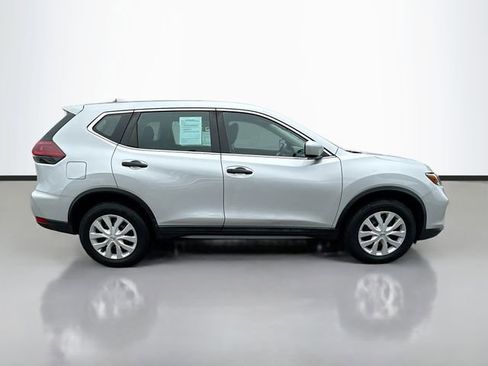 Used 2019 Nissan Rogue S AWD/4WD image 5