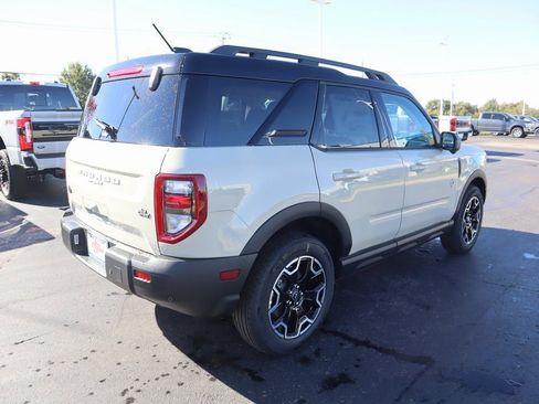 New 2025 Ford Bronco Sport Outer Banks w/ Outer Banks Tech Package+ image 22