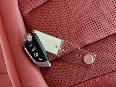 Used 2022 BMW 330i Sedan w/ Premium Package 2 image 33