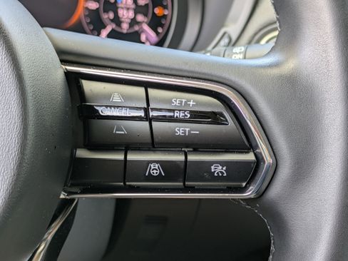 Used 2025 MAZDA CX-70 Plug-In Hybrid w/ Premium Pkg image 26