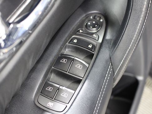 Used 2020 Nissan Armada SL w/ Premium Package RWD image 6