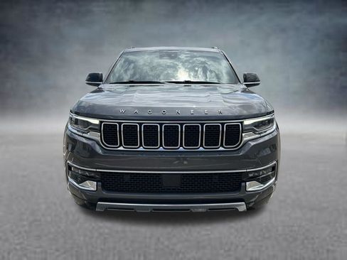 Used 2024 Jeep Wagoneer Series III AWD/4WD image 8