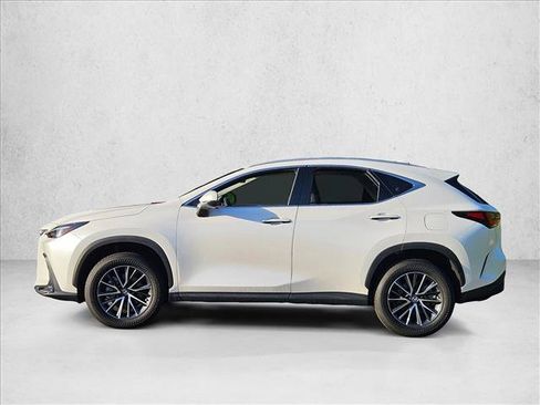 Used 2025 Lexus NX 250 FWD w/ Towing Package (2000 Lbs) image 3