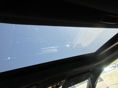 New 2026 GMC Canyon Denali image 15