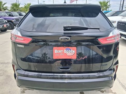 Used 2022 Ford Edge SE w/ Black Appearance Package AWD/4WD image 6