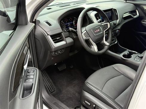 Used 2023 GMC Terrain SLT w/ Elevation Edition FWD image 9