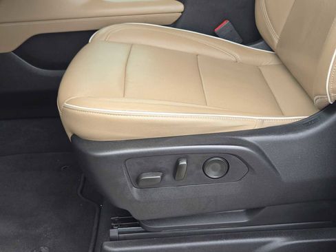 Certified 2021 Chevrolet Tahoe Premier w/ Premium Package AWD/4WD image 24