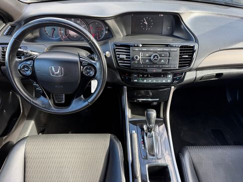 Used 2016 Honda Accord Sport image 14