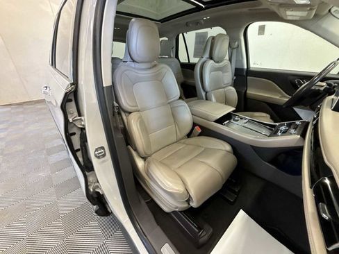 Used 2020 Lincoln Aviator Reserve w/ Equipment Group 202A AWD/4WD image 27