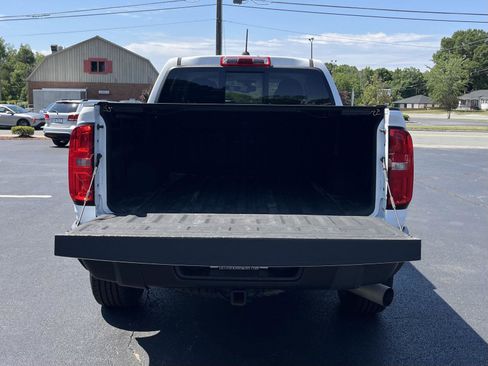 Used 2018 Chevrolet Colorado ZR2 w/ LPO, Premium Interior Package AWD/4WD image 40