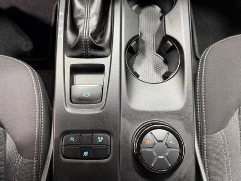 Used 2025 Ford Ranger XLT w/ Trailer Tow Package image 13