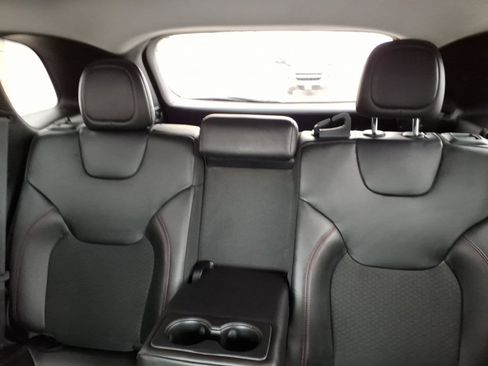 Used 2020 Jeep Cherokee Trailhawk w/ Cold Weather Group image 13