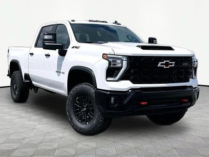 New 2026 Chevrolet Silverado 2500 ZR2 w/ LPO, Dark Essentials Package
