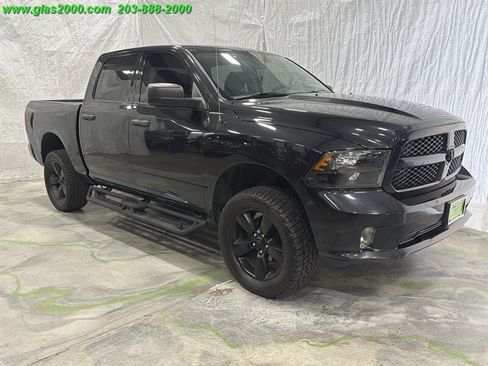 Used 2016 RAM 1500 Express w/ Black Ram 1500 Express Group AWD/4WD image 2