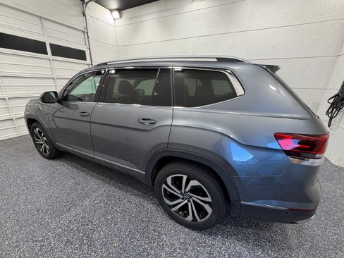 Used 2021 Volkswagen Atlas SEL Premium AWD/4WD image 3
