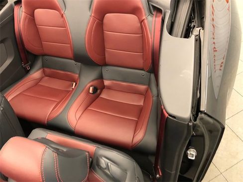 Used 2025 Ford Mustang Premium image 30