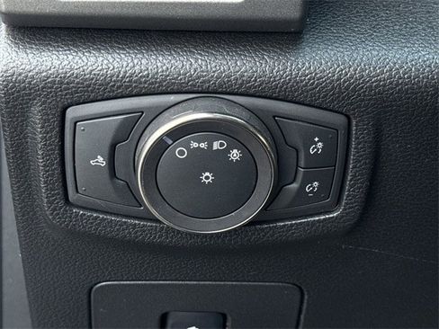 Used 2018 Ford F150 Raptor w/ Equipment Group 802A Luxury image 26