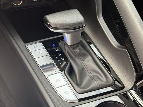 New 2026 Hyundai Elantra Hybrid FWD image 33