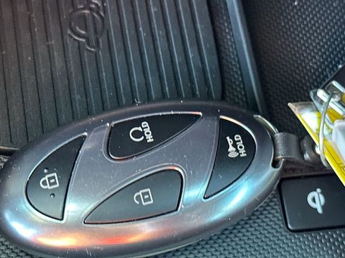 New 2025 Hyundai Elantra Sport image 31