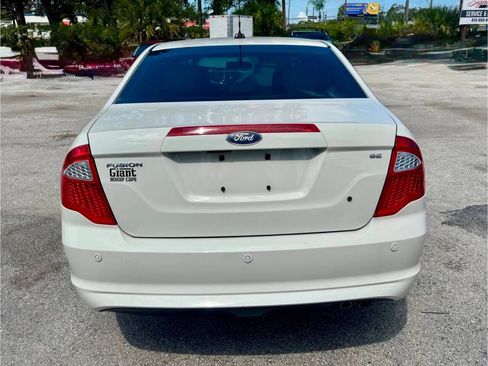 Used 2011 Ford Fusion SE w/ 201A Rapid Spec Order Code FWD image 9