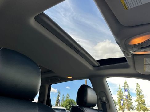 Used 2020 INFINITI QX60 Luxe w/ Sensory Package image 17