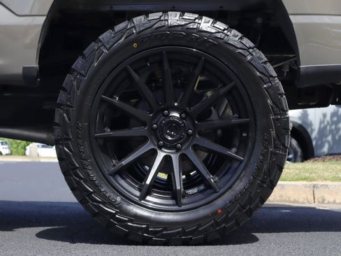 Used 2025 Ford F150 Lariat w/ Equipment Group 502A High AWD/4WD image 6