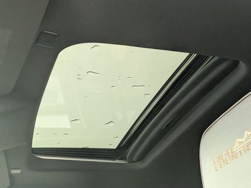 Certified 2024 Chevrolet Silverado 2500 High Country w/ Technology Package image 13