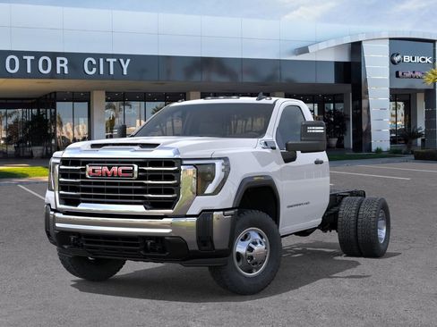 New 2026 GMC Sierra 3500 Pro w/ Convenience Package RWD image 7