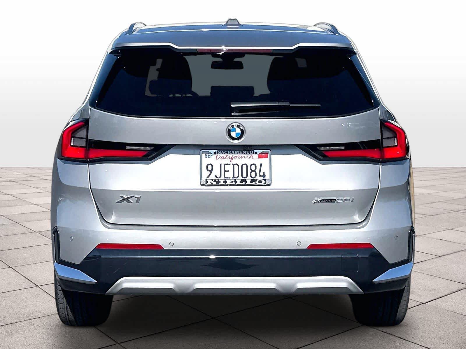 Used 2023 BMW X1 xDrive28i w/ Premium Package AWD/4WD image 8