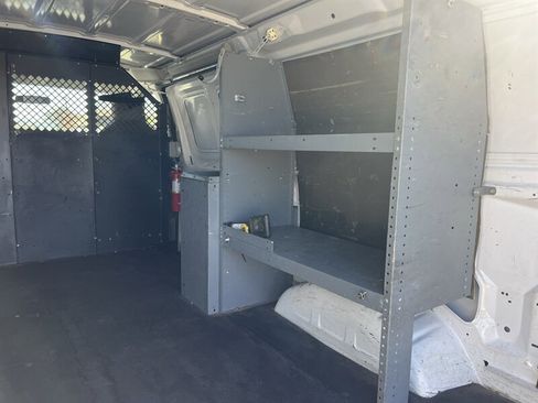 Used 2013 Ford E-150 and Econoline 150 image 9