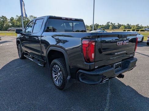 Used 2023 GMC Sierra 1500 AT4 w/ Technology Package image 8