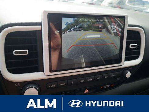 New 2025 Hyundai Venue Limited FWD image 21