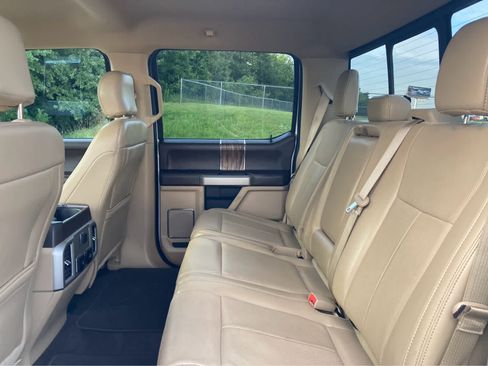 Used 2018 Ford F150 Lariat AWD/4WD image 4