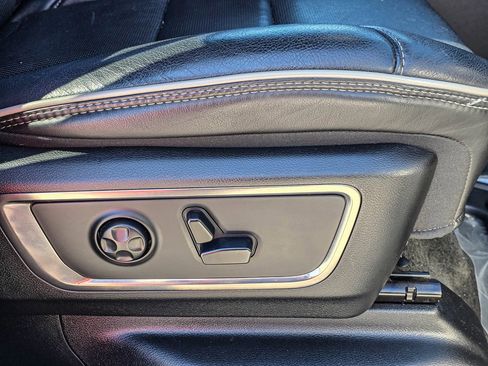 Used 2020 RAM 1500 Limited image 45